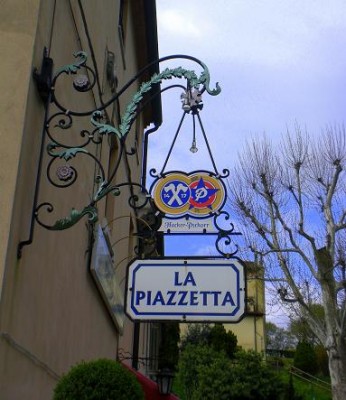 La piazettta - Copia.jpg