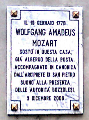 File:Bozzolo - Lapide a Mozart.jpg