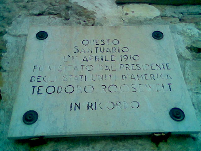 File:Imperia - SANTUARIO MONTEGRAZIE.jpg