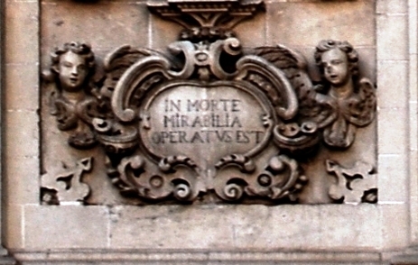 File:Lecce - Lapide latina a San Feliceo - Chiesa del Carmine.jpg