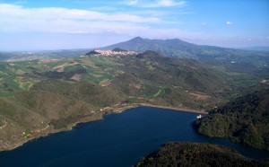 File:Monteverde - panorama - la diga.jpg