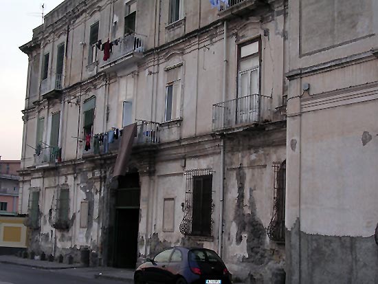 File:Portici - Villa Starita.jpg