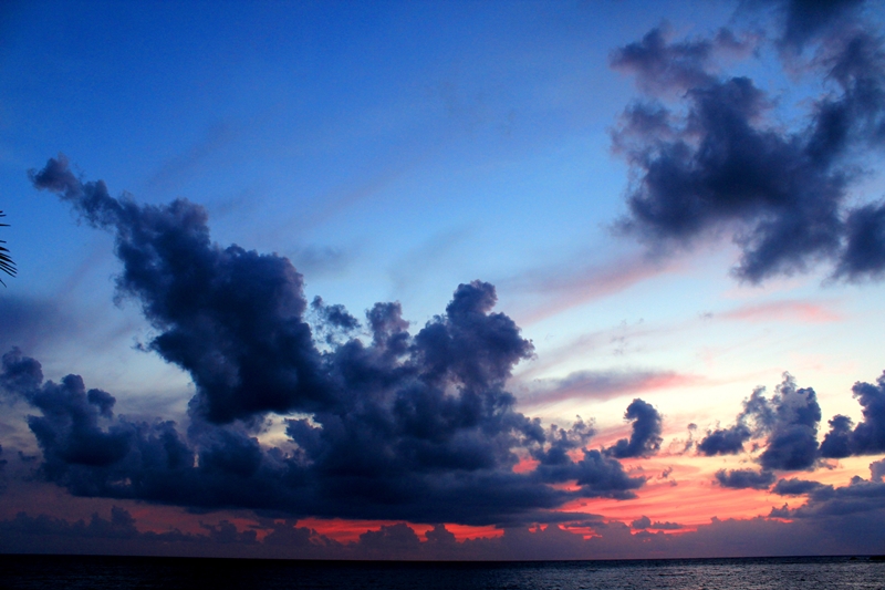 File:Ricadi - tramonto.jpg