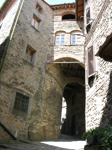 File:Toscamaggio08.0151.jpg