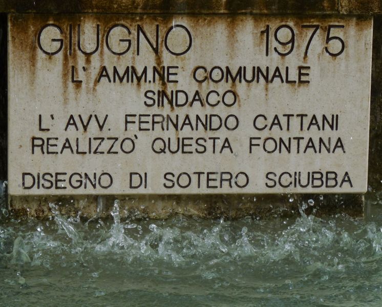 File:Antrodoco - lapide della fontana.jpg