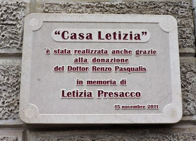 Auronzo di Cadore - Lapide su Casa Letizia.jpg