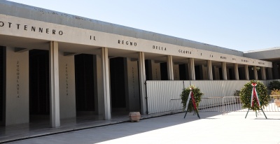 Bari - Sacrario interno a sinistra.jpg