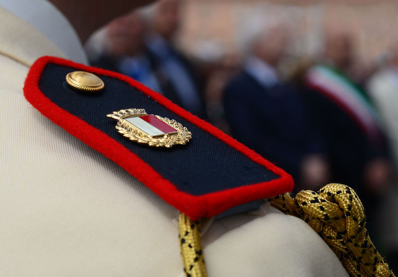 File:Bari - Stemmino VVUU.jpg