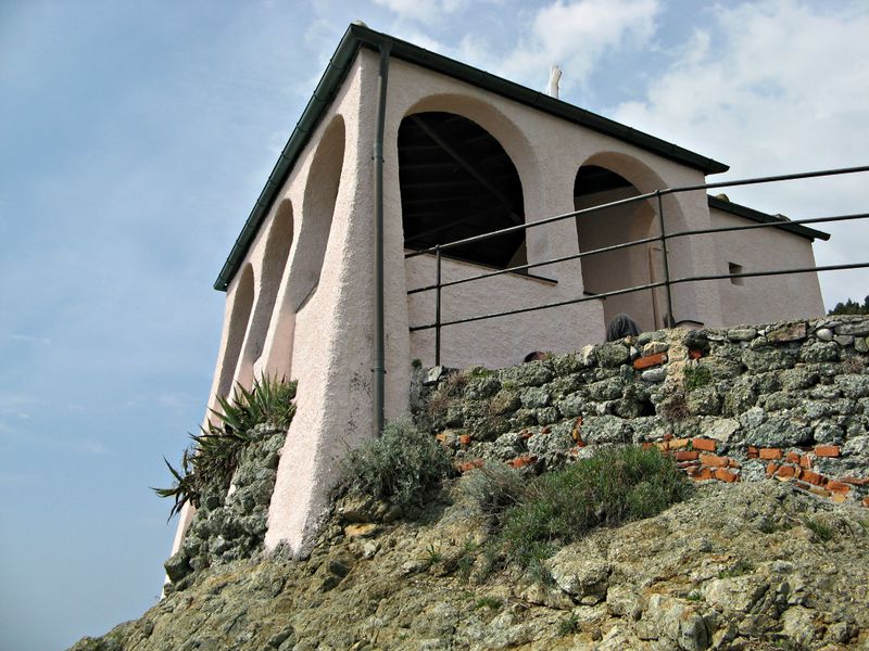 File:Bonassola - Madonnina della punta.jpg