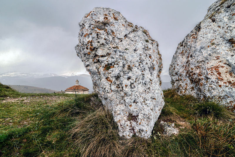 File:Calascio - Parco Rocca Calascio.jpg