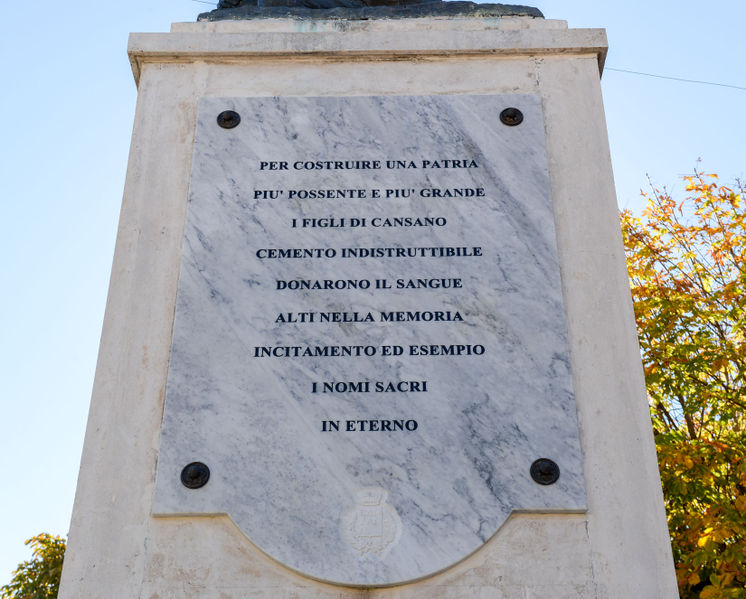 File:Cansano - Monumento ai Caduti 6.jpg