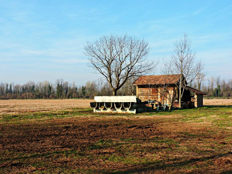 File:Cassano d'Adda - Casolare.jpg