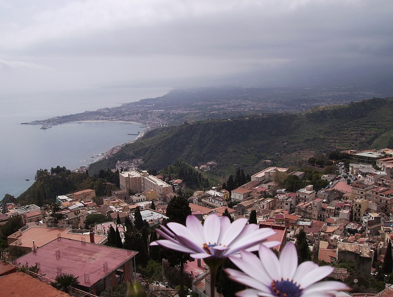 File:Castelmola - Panoramica.jpg