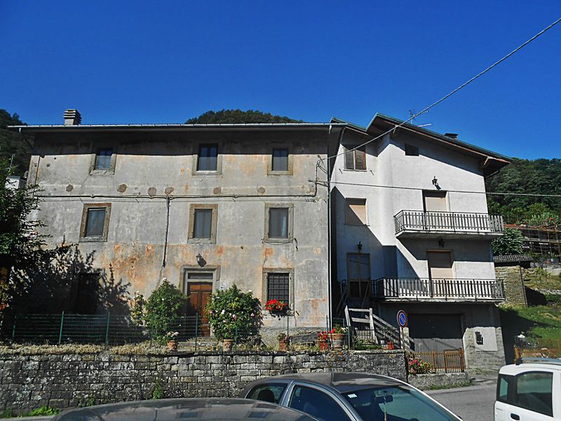 File:Castiglione dei Pepoli - Roncobilaccio - Roncobilaccio 2.jpg