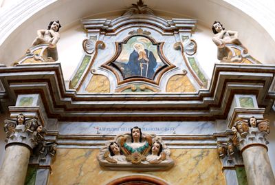 Castrignano del Capo - Chiesa di San Michele Arcangelo - Lapide a divozione.jpg