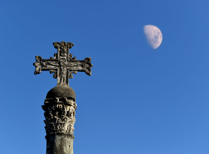 File:Cava de' Tirreni - Croce.jpg