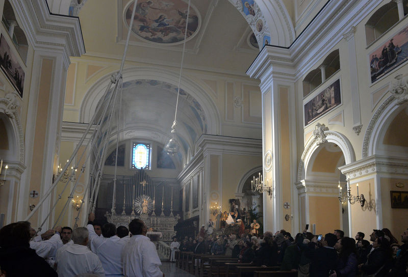 File:Cava de' Tirreni - Lancio Botafumeiro 8.jpg