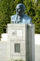 Cavriago - Busto di Lenin.jpg