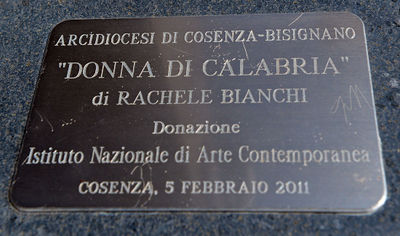 Cosenza - dettaglio alla Donna Calabrese.jpg