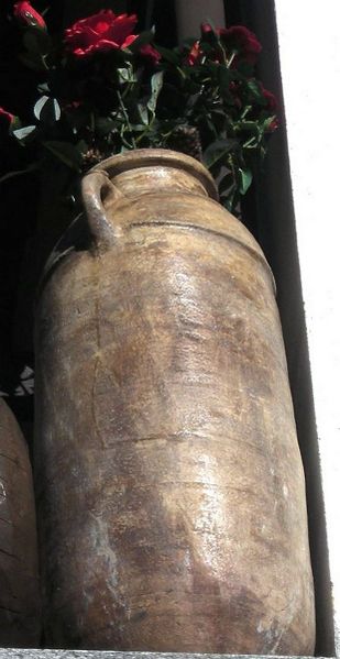 File:Courmayeur - Anfora.jpg