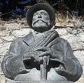 Courmayeur - Giuseppe Petigax - Busto in bronzo.jpg