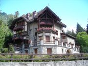 Courmayeur - Villa " romantica " - Vista esterna.jpg