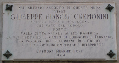 Cremona - Lapide a Giuseppe Bianchi Cremonini.jpg