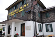 Crespano del Grappa - Rifugio Bassano 2.jpg