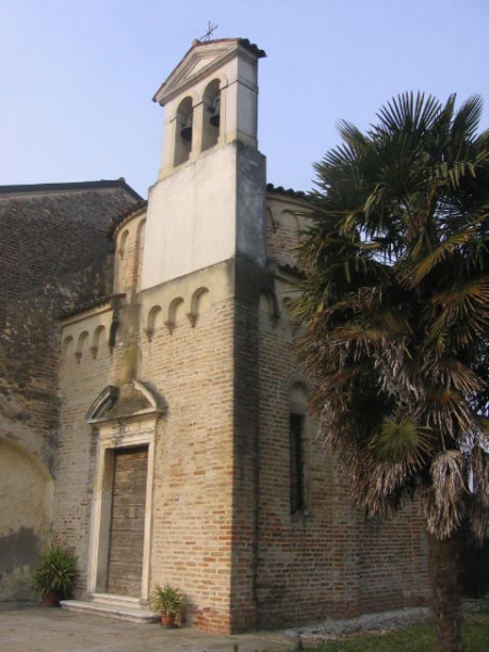 File:Curtarolo - oratorio.jpg