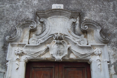 Desenzano del Garda - Chiesa di San Carlo-Vaccarolo - Portale.jpg