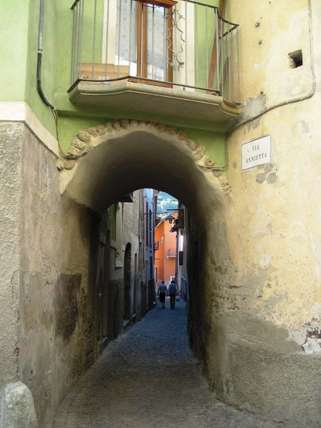 File:Exilles - Via Assietta.jpg