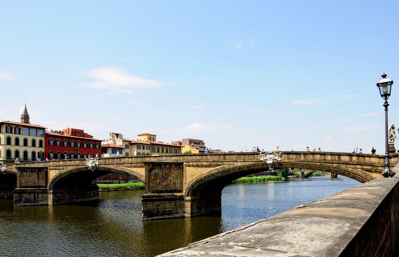 File:Firenze - Ponte Santa Trinità 1.jpg