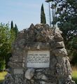 Fogliano Redipuglia - Cippo al Cappellano Miliotare - sul colle S.Elia.jpg