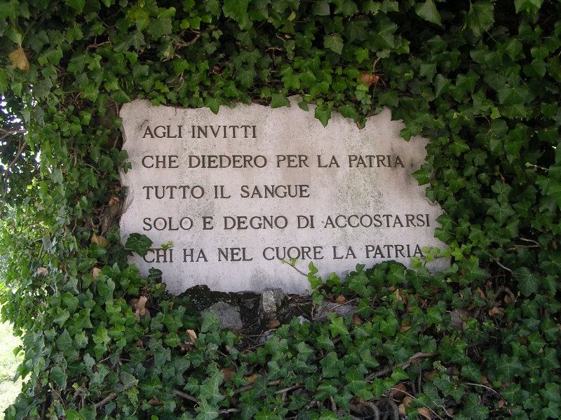 File:Fogliano Redipuglia - Redipuglia - Sacrario Militare - Lapide commemorativa - Lapide commemorativa per i caduti della I guerra mondiale.jpg