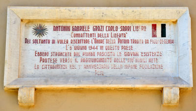 Foiano della Chiana - Ai combattenti Antonini, Grazi e Sarri - 8 giugno 1944 - Piazza Cavour.jpg