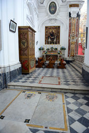 Forio - lapidi pavimento.jpg