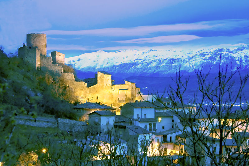 File:Fossa - Castello.jpg