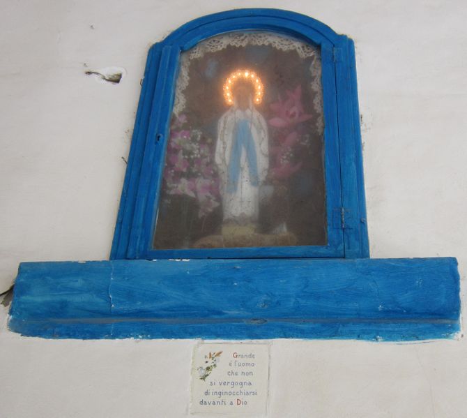 File:Gaeta - edicola votiva 42.jpg