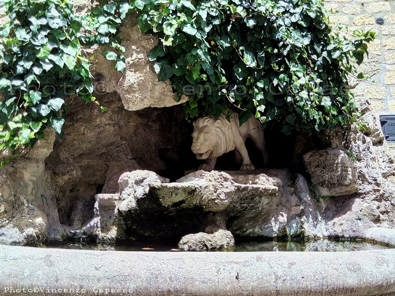 File:Gangi - Fontana del Leone.jpg