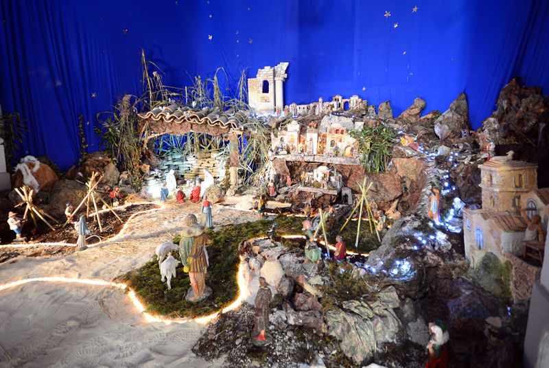 File:Irsina - Presepe in Cattedrale.jpg