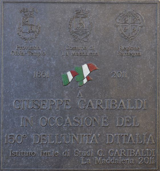 File:La Maddalena - Targa Monumento.jpg