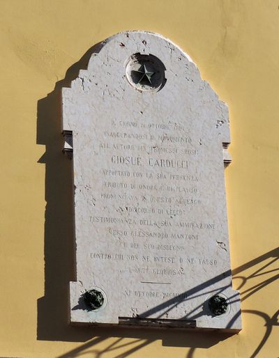 Lecco - Lapide a ricordo del discorso di Giosuè Carducci.jpg