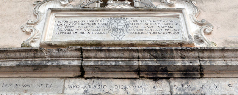 File:Limatola - lapide portale.jpg