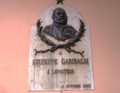 Lonato - Municipio -Loggia a sinistra entrata.jpg