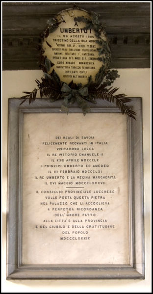 File:Lucca - Palazzo Ducale Savoia.jpg