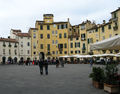 Lucca - Piazza Anfiteatro 2.jpg