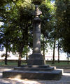 Lucca - monumento a mazzini.jpg