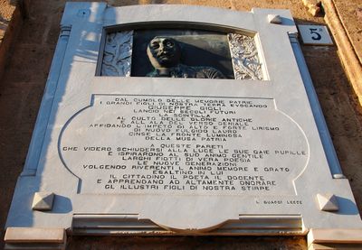 Manduria - Lapide a Giuseppe Gigli - (sul Municipio).jpg