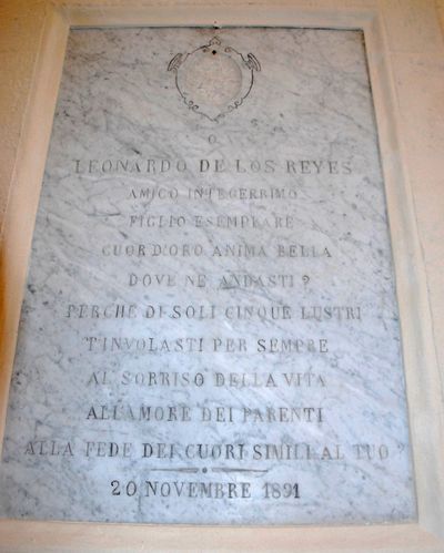 Manduria - Lapide a Leonardo De Los Reyes - Chiesa Santissima Croce.jpg