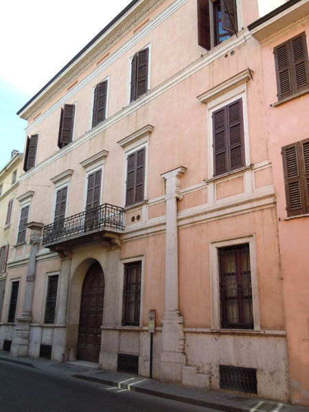 File:Mantova - Casa Bertani.jpg